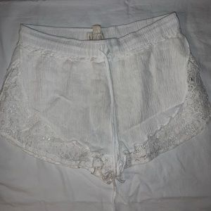 Pacsun / LA Hearts white linen shorts
